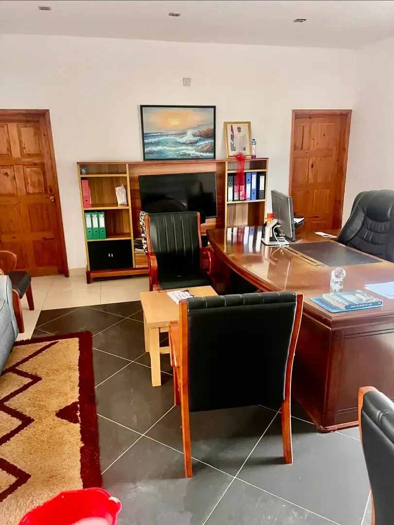 Office of the hon consul